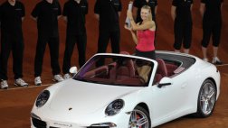 Еще одна россиянка обзавелась Porsche Carrera S Cabrio
