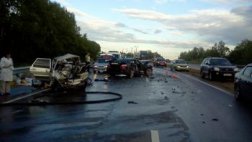 Вылетевший на встречку БМВ погубил семью из 4-х человек