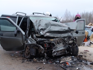 В ДТП на 175 км автодороги Москва-Касимов два человека погибли и четверо получили травмы