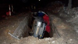 Водитель угодил в котлован на ул. Станкозаводской