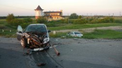 По вине автоледи травмы получили 4-е человека