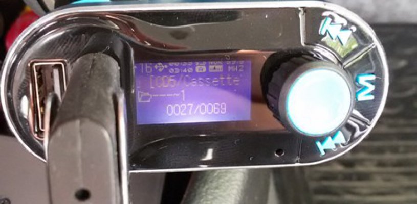 NEOLINE Roller FM: FM-трансмитер, созданный по просьбам автолюбителей