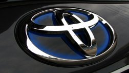 Компания Toyota продлила скидки на несколько моделей до конца июля