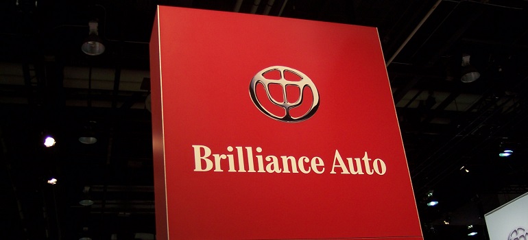 Автоконцерн Brilliance снижает цены