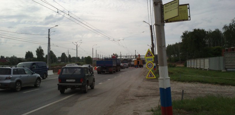 Причиной 10-километровой пробки на Рязанском участке М5 стали работы на троллейбусной контактной линии