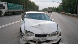 В ДТП из-за невнимательности водителя пострадало три человека