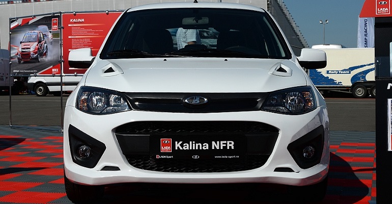 АвтоВАЗ озвучил стоимость спортивной модели Lada Kalina NFR
