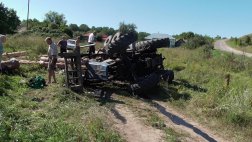 В Шацком районе при опрокидовании трактора погиб человек