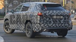 Lexus закутали камуфляж!