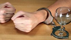 Не садись за руль пьяным и другим не давай