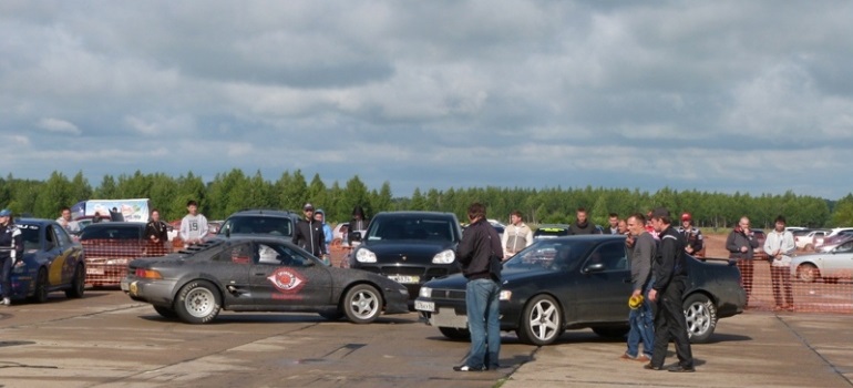 DRAG RACING: Заезды в классе "RWD". 2-я гонка сезона 2013