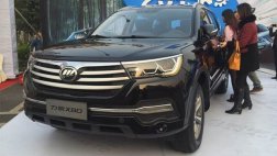 Lifan X80 предложат по цене до 1 млн. рублей