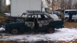 МЧС сообщает о двух сгоревших авто