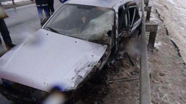 В столкновении Hyundai Accent и Toyota RAV-4 на М6 пострадало три человека