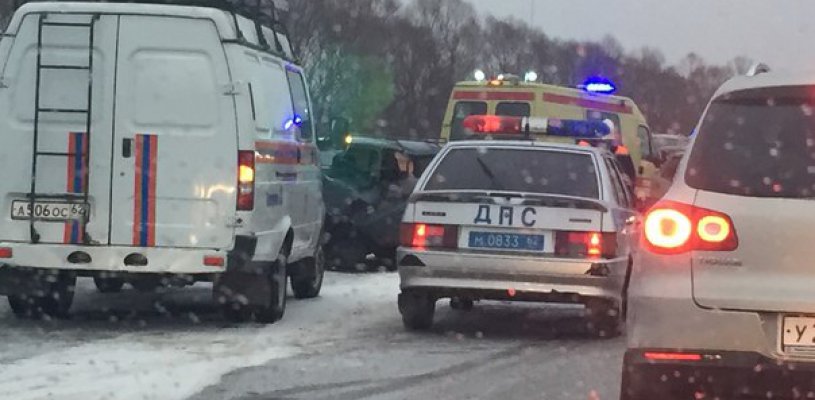 Сегодня утром на Северной окружной дороге произошло несколько ДТП