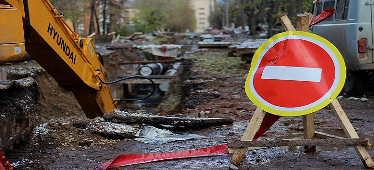 До 17 декабря будет закрыто движение транспорта по ул. Разина