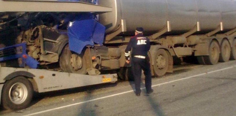 ГИБДД расказало подробности очередного ДТП с участием 4-х большегрузов