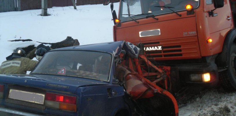 В Сасовском районе в ДТП со снегоуборочной машиной погиб человек