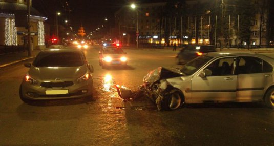 В ДТП на ул. Кольцова травмы получила пассажирка Kia
