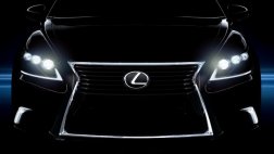 У мужа саратовской чиновницы заберут Lexus, покупка которого не подтверждена доходами