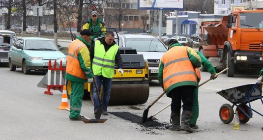 Для ремонта дорог Рязани вновь используют асфальтобетон