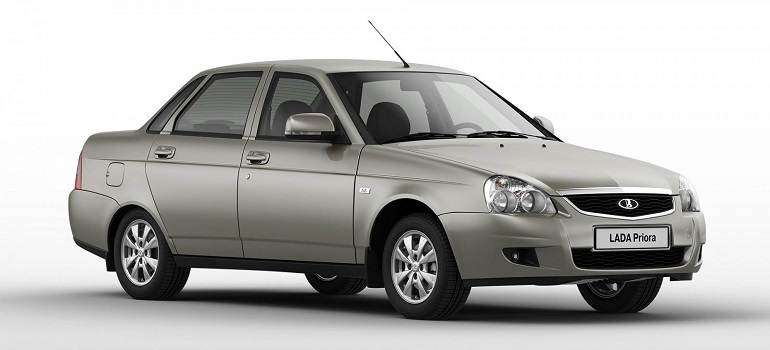 АвтоВАЗ начал поставки Lada Priora в исполнении "стандарт" в дилерские центры