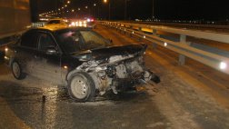 На Северном обходе Рязани Kia Spectra врезалась в отбойник