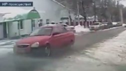 Водитель, задержание которого запечатлено на видеорегистратор, уезжал от погони по тротуару