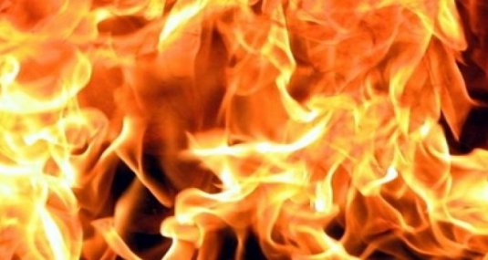 На Семена Середы сгорели два сарая и поврежден автомобиль