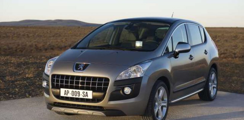 Компактный и вместительный кроссовер Peugeot 3008 уже в Рязани!