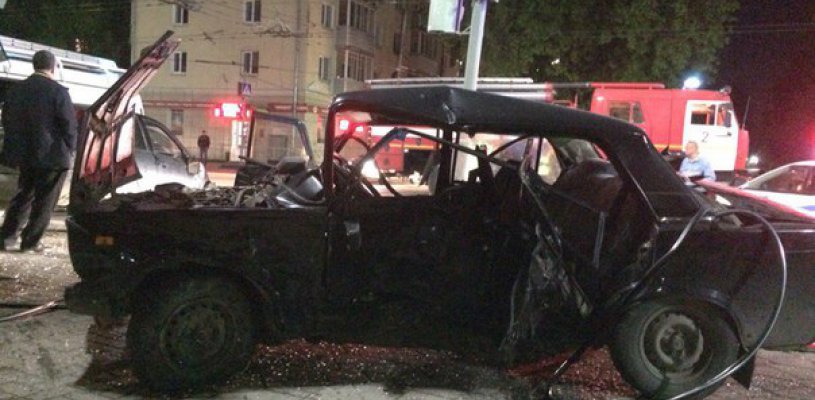 В ДТП на пересечении улиц Горького и Есенина пострадало два человека