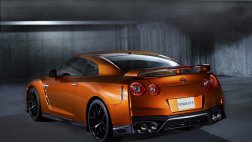 Объявлено когда россияне смогут купить новый Nissan GT-R