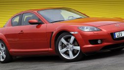 Mazda отзывает RX-8 и BT-50