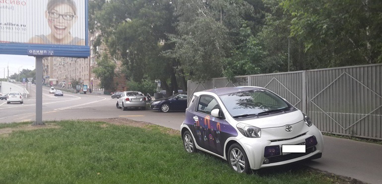 За неделю привлечено 18 водителей за парковку на газоне и в непредусмотренном месте
