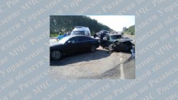Вблизи н.п. Трубниково столкнулись три авто
