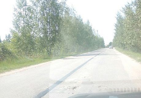 В Рязанской области оперативно закрашивают разметку, нанесенную поверх ям