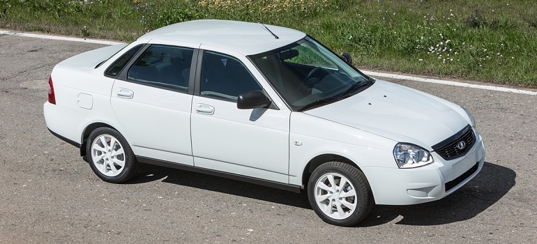 АвтоВАЗ предлагает две новые версии LADA Priora