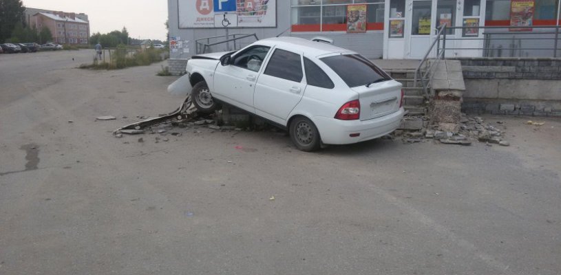 В ДТП в городе Скопин травмы получила девушка-водитель