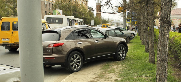 60 рязанских автолюбителей заплатили штраф за неправильную парковку