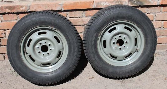 18-летний рязанец снял и продал колеса с чужого ВАЗ-2110