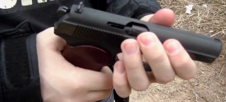 Водителя стрелявшего по автобусу задержали "по горячим следам"