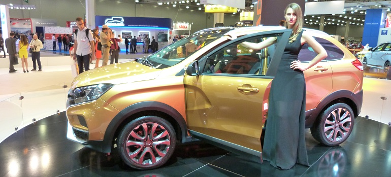 Lada Xray мощностью 122 "лошадки" в паре с МКПП поступит в продажу до конца года