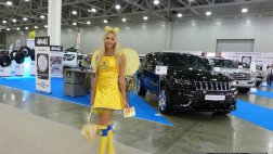 Девушки Московского международного автосалона (ММАС-2016)