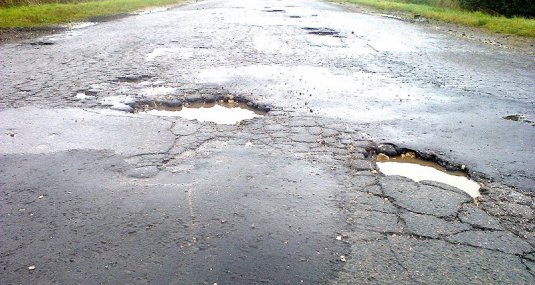 Дорога М5-Исады в Спасском районе продолжает разрушаться не дождавшись качественного ремонта