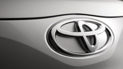 Владельцев 219811 автомобилей марки Toyota ждут на сервисе