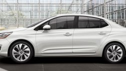 В России запустили серийное производство нового поколения Citroen C4 Седан