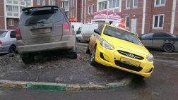 За неделю почти 100 автовладельцев привлечено к ответственности за неправильную парковку