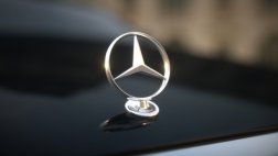 Mercedes-Benz отзывает более двухсот автомобилей S - класса
