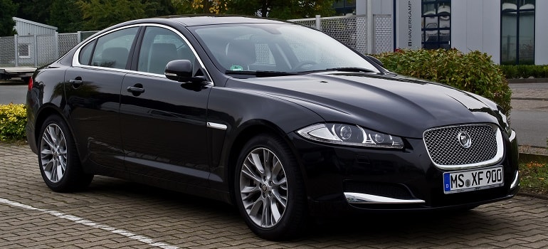 Jaguar отзывает 1652 автомобилей  модели XF