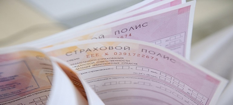 Госдума приняла во втором чтении поправки в Закон о "натуральном" ОСАГО